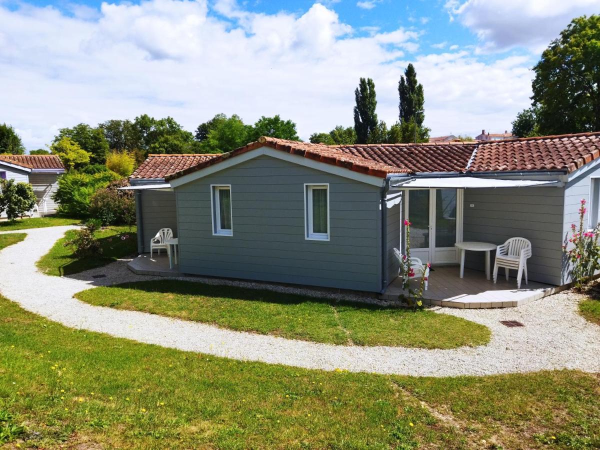 Villa Le Hameau De Saintonge Tonnay-Boutonne Esterno foto