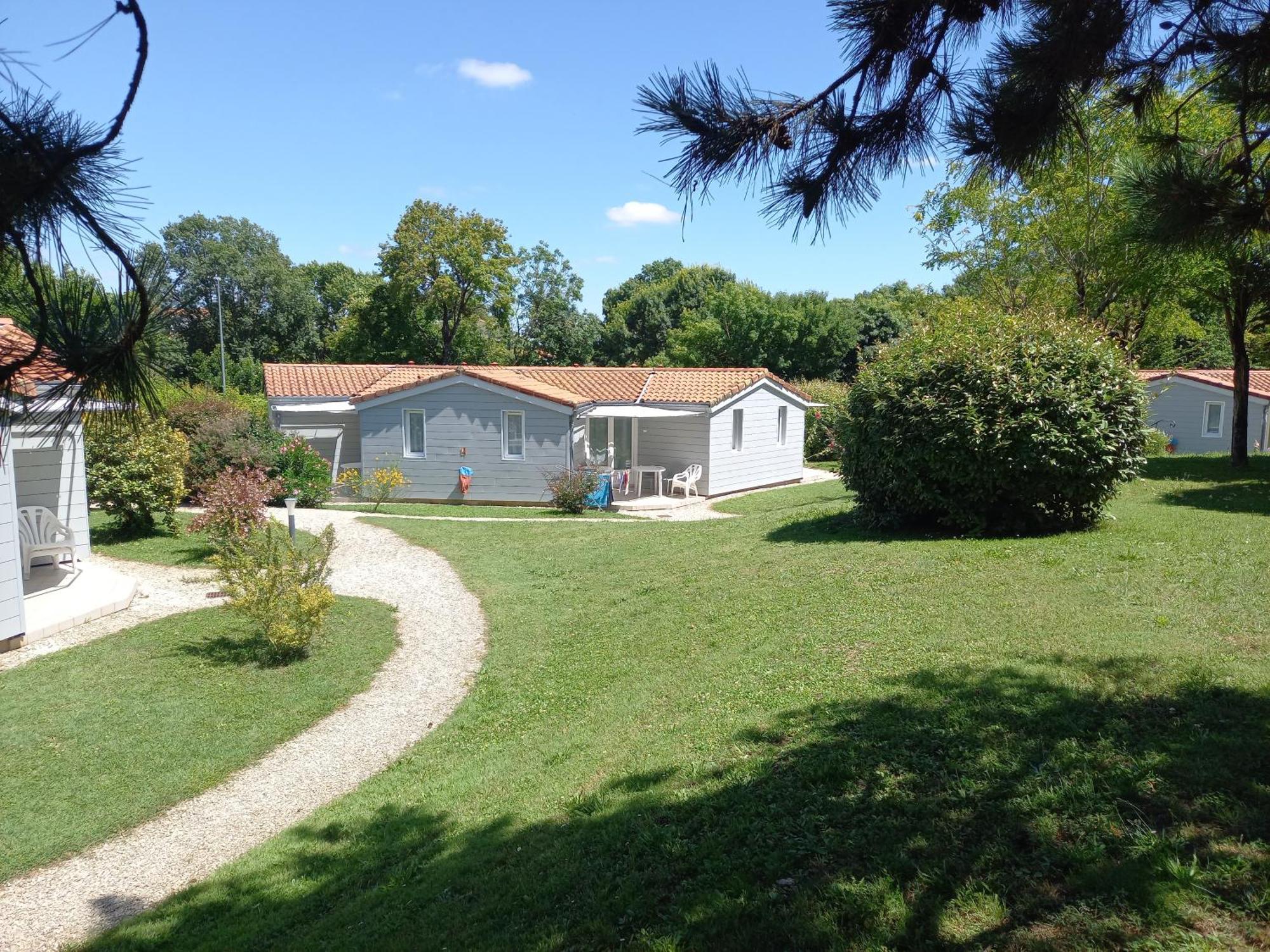 Villa Le Hameau De Saintonge Tonnay-Boutonne Esterno foto